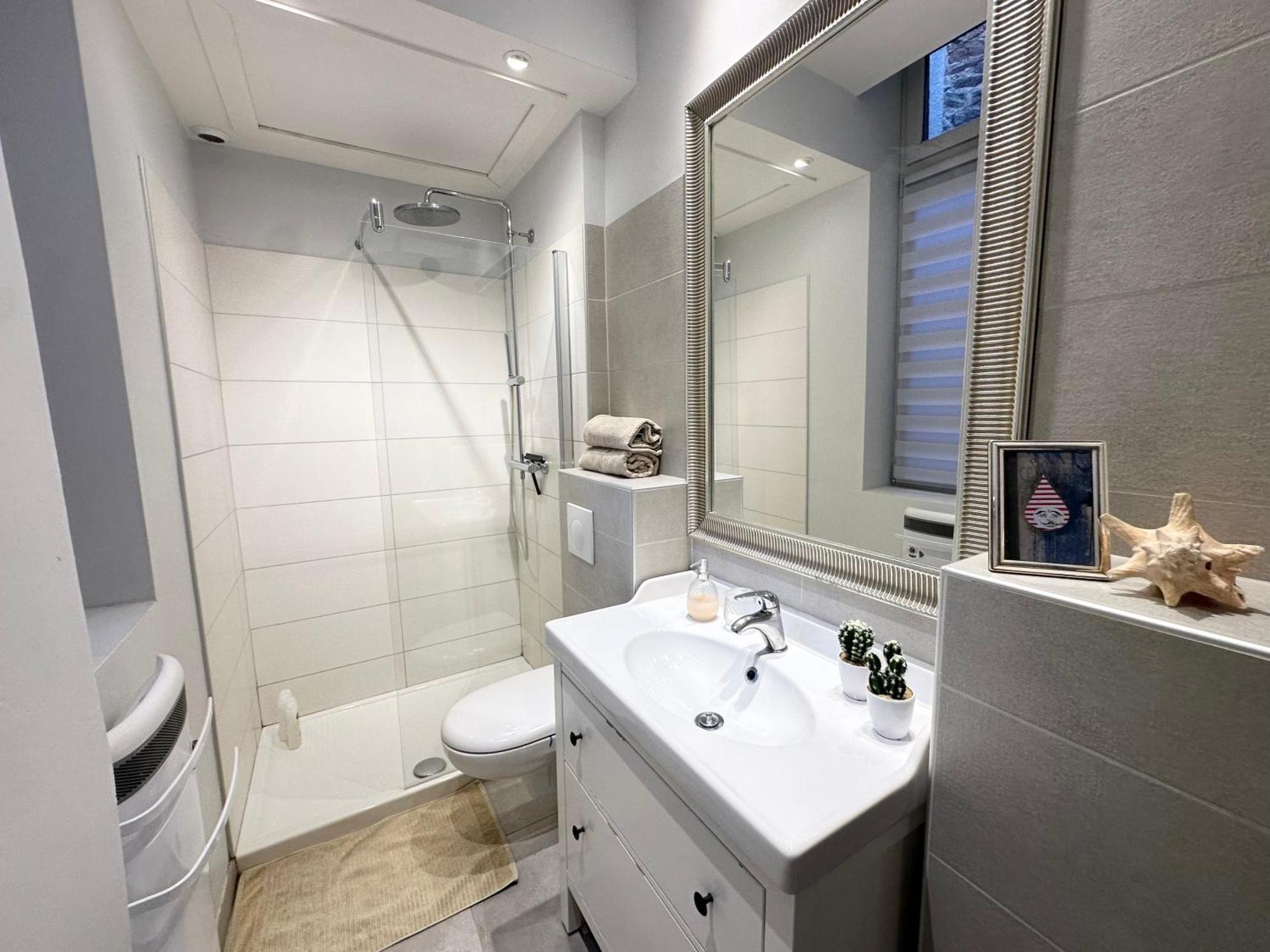 Appartement Le Bourg Hypercentre Wifi Rodez Exterior foto